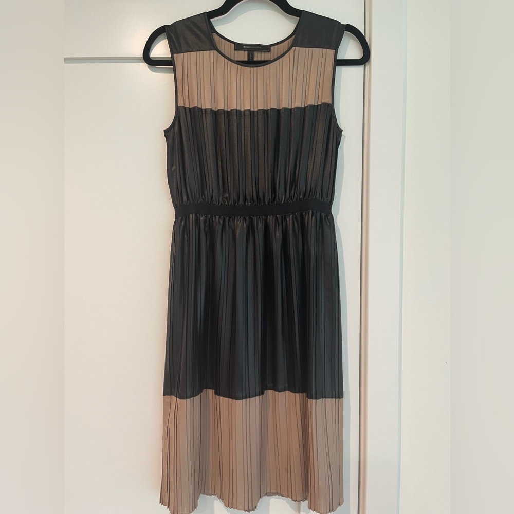 Bcbg pleated midi dress